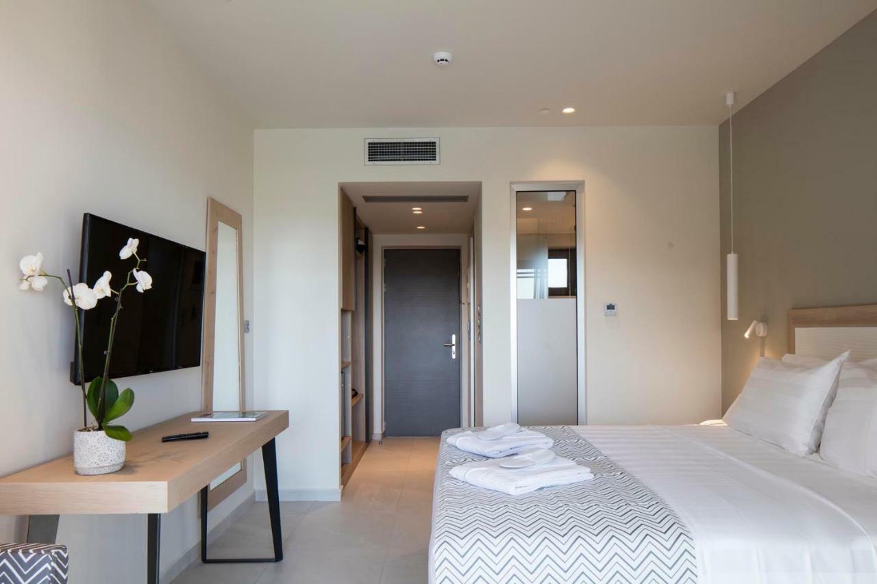Amira Aparthotel Skiathos-stad Buitenkant foto